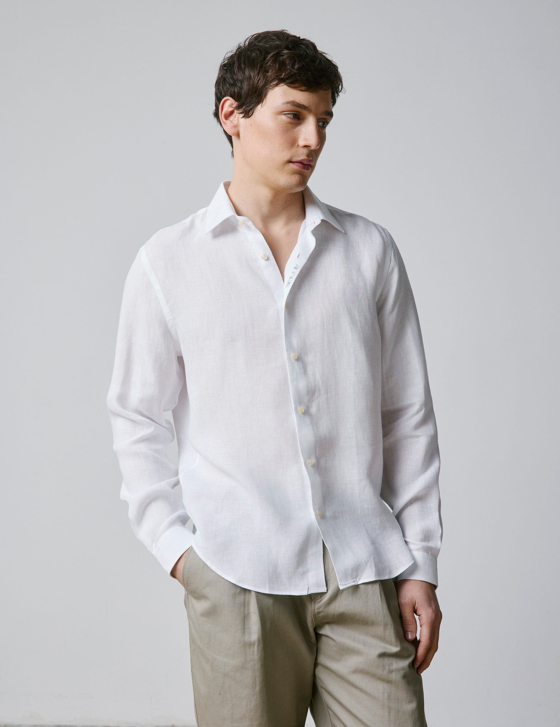 Unisex White linen "Je t'aime" shirt - Linen - Figaret Collar