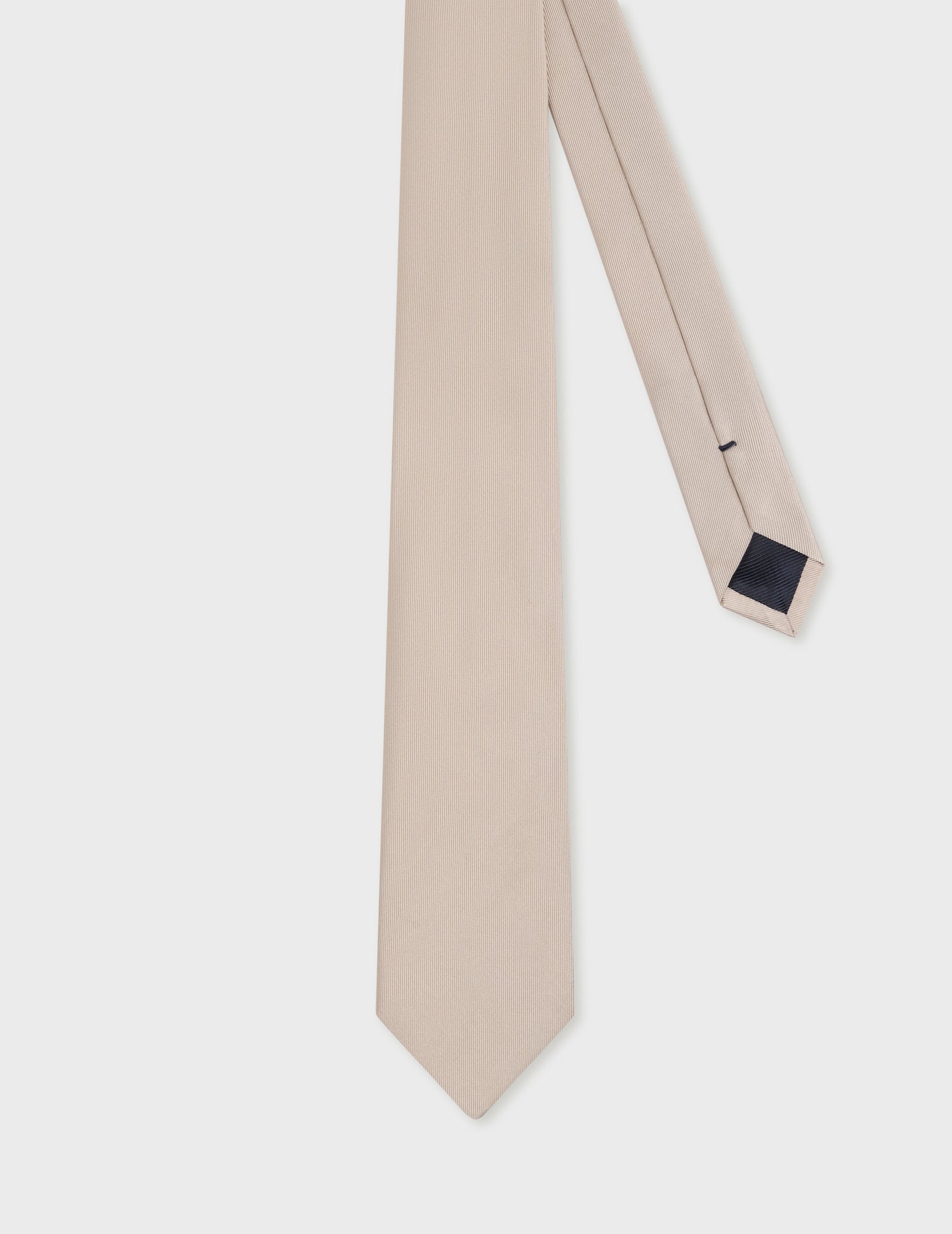 Ecru silk twill tie