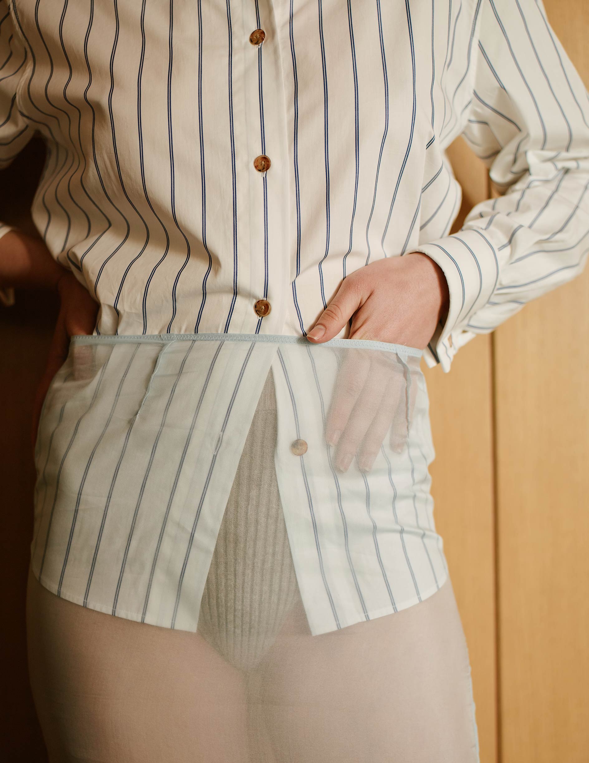 blue striped Hannah shirt - Poplin - Shirt Collar - Musketeers Cuffs