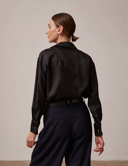 Black hidden button placket Irisa shirt