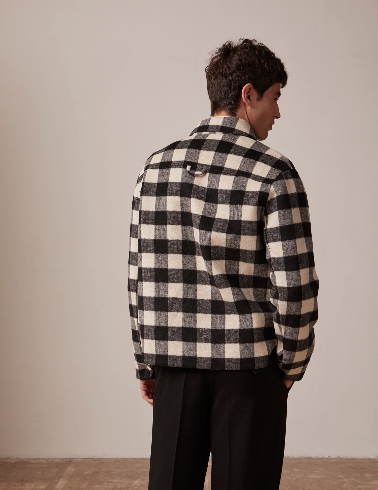 Inoa wool checked jacket in black