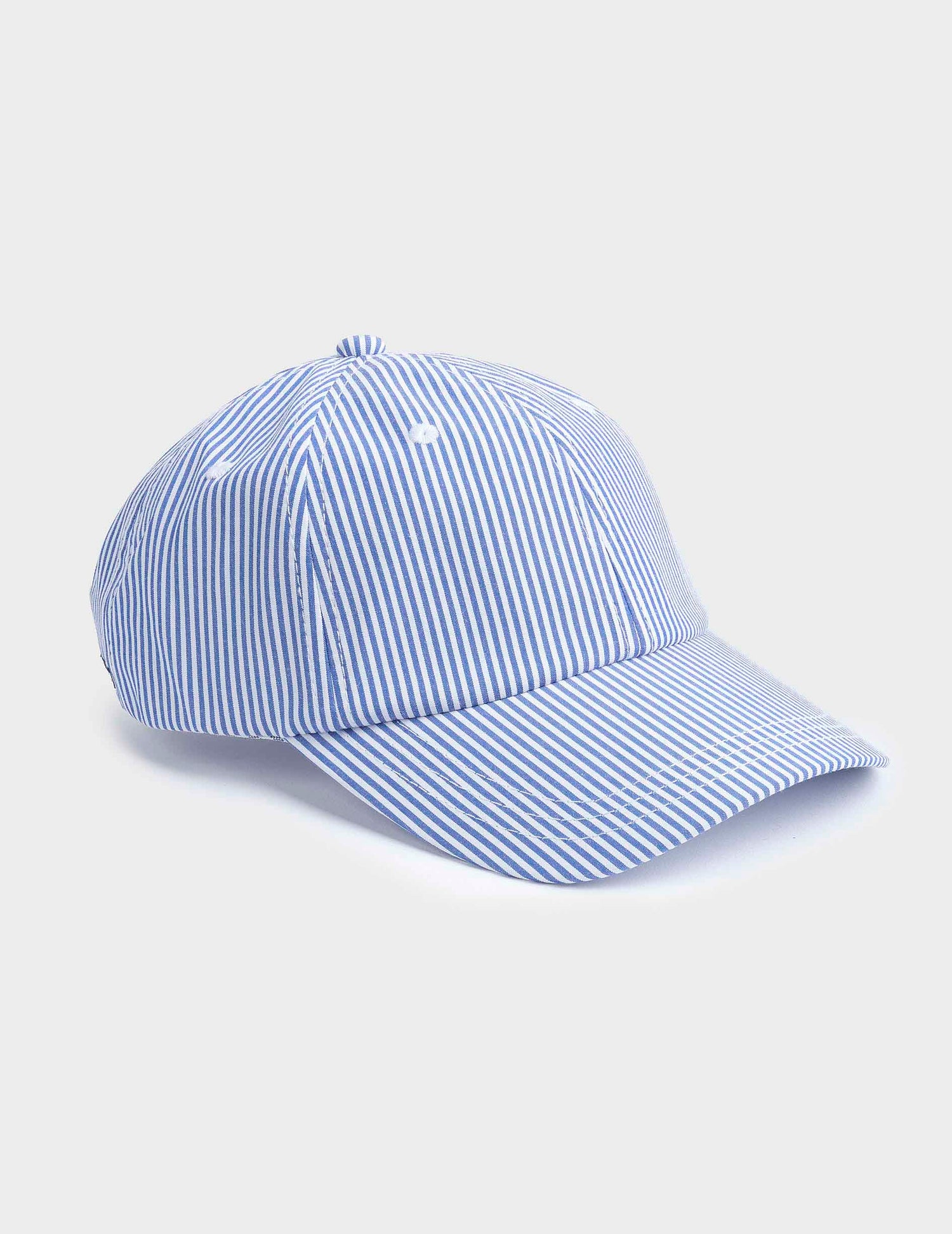 Cap in blue striped seersucker