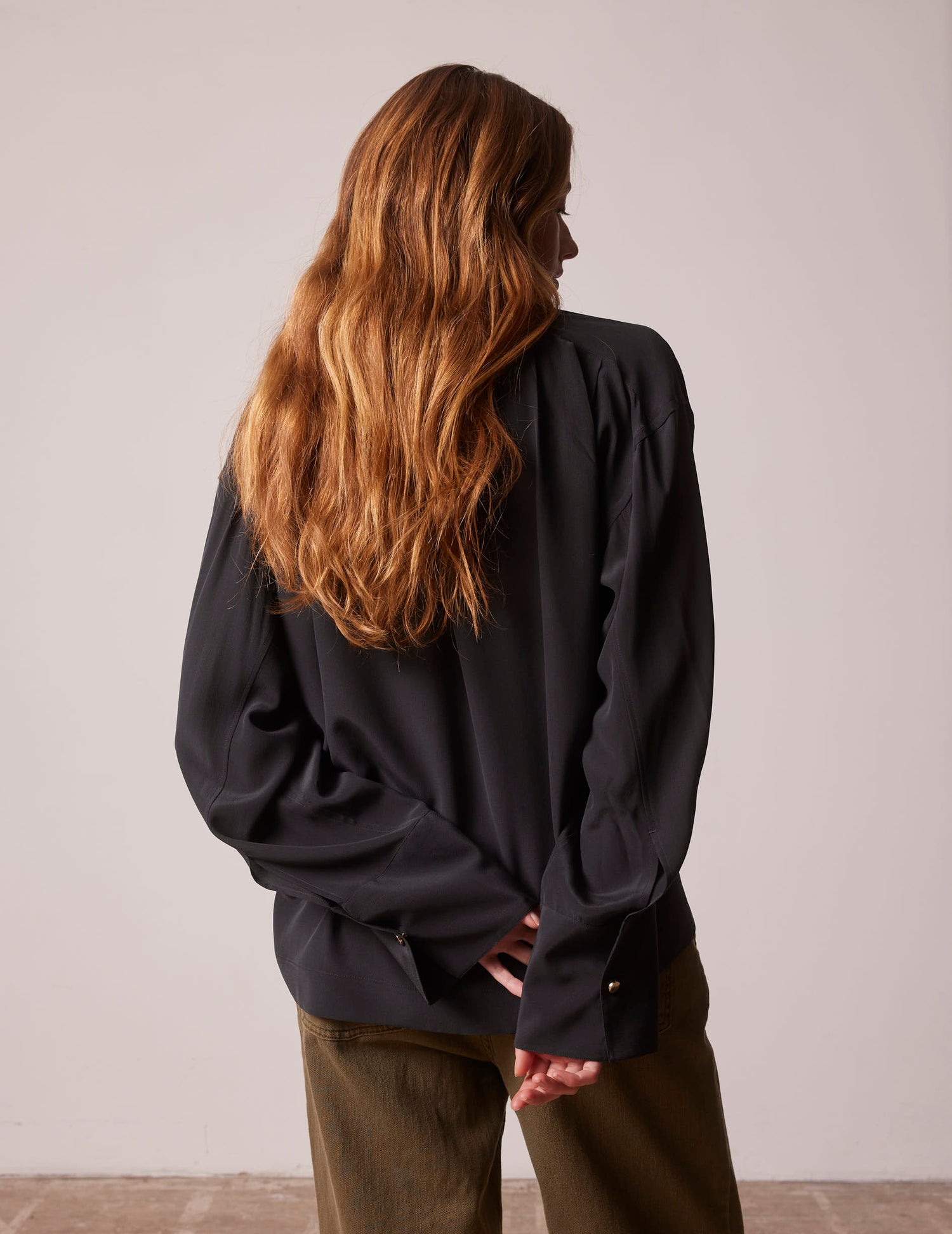 Agnes black oversized blouse - Silk - Open right Collar#4