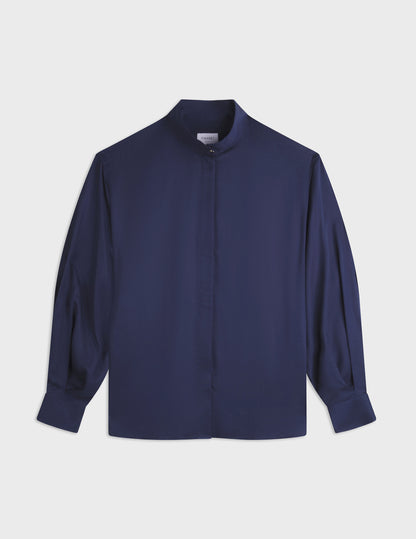 Navy blue Innaée shirt with hidden button placket