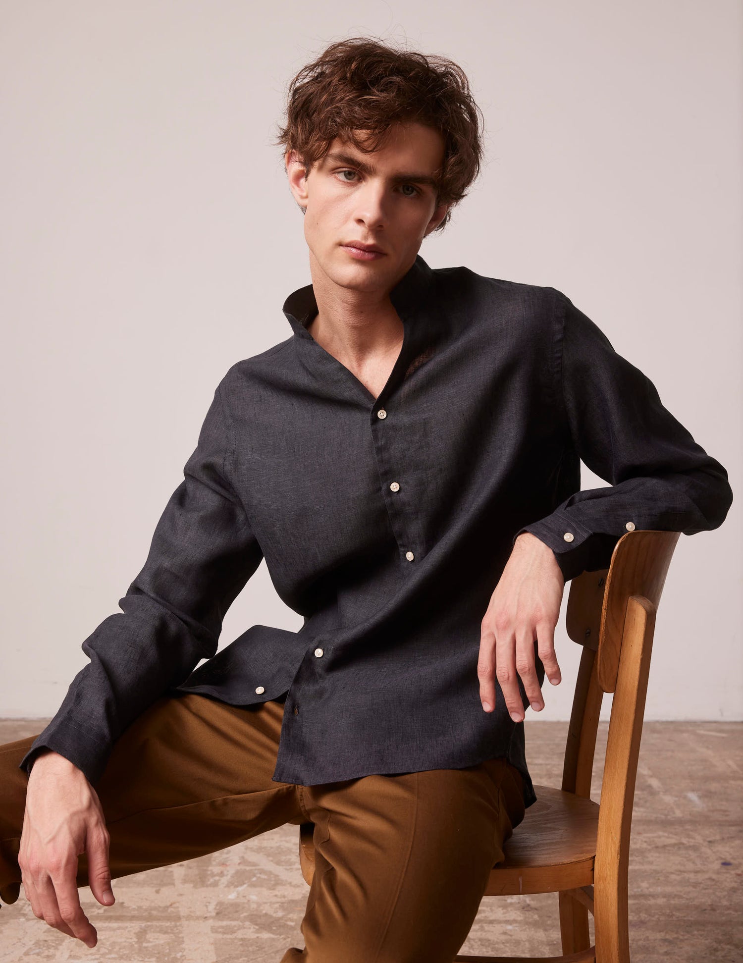 Black linen Carl shirt - Lin - Carl Collar#2