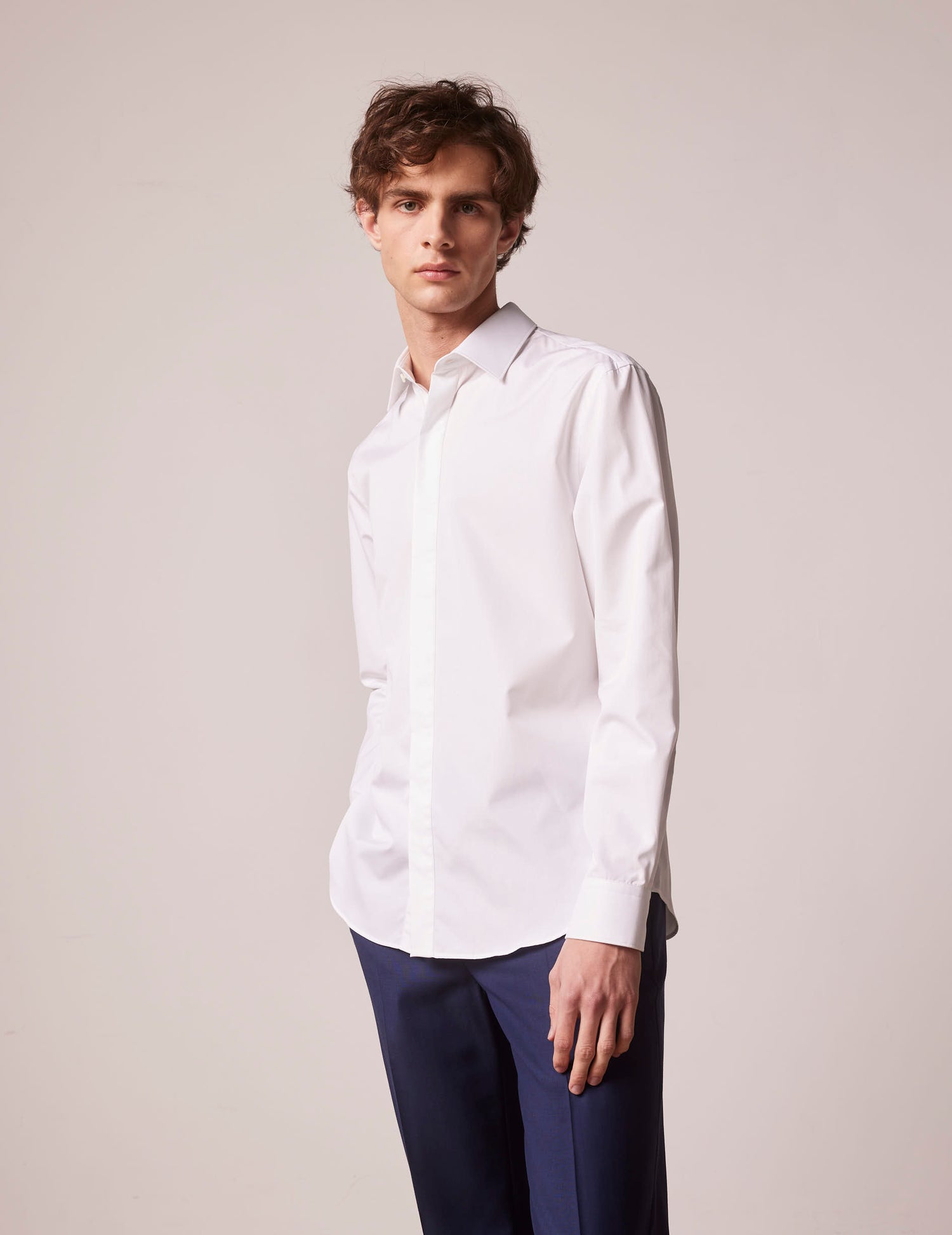 White semi-fitted shirt with hidden button placket - Popeline - Figaret Collar#3