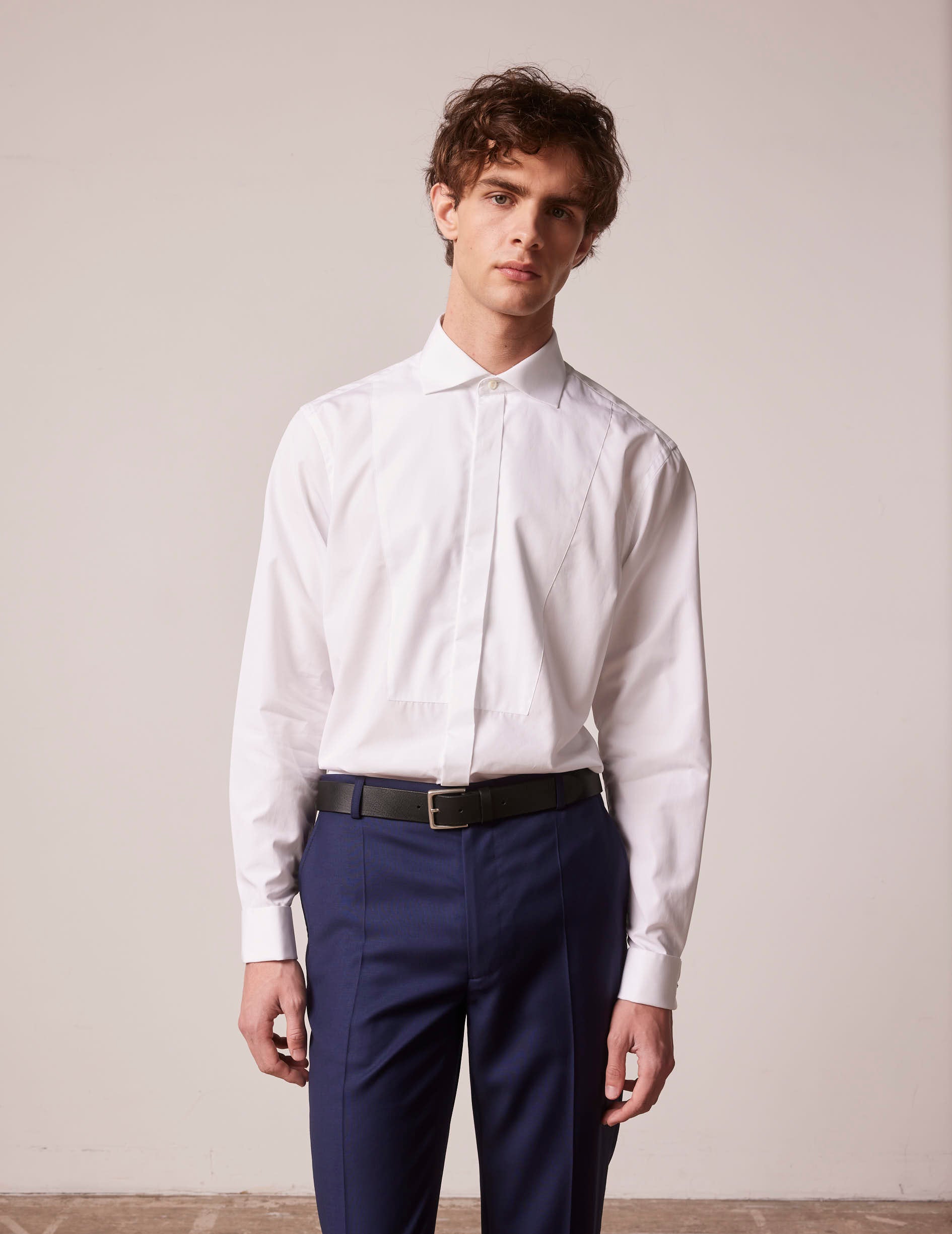 White semi-fitted shirt with bib and hidden button placket