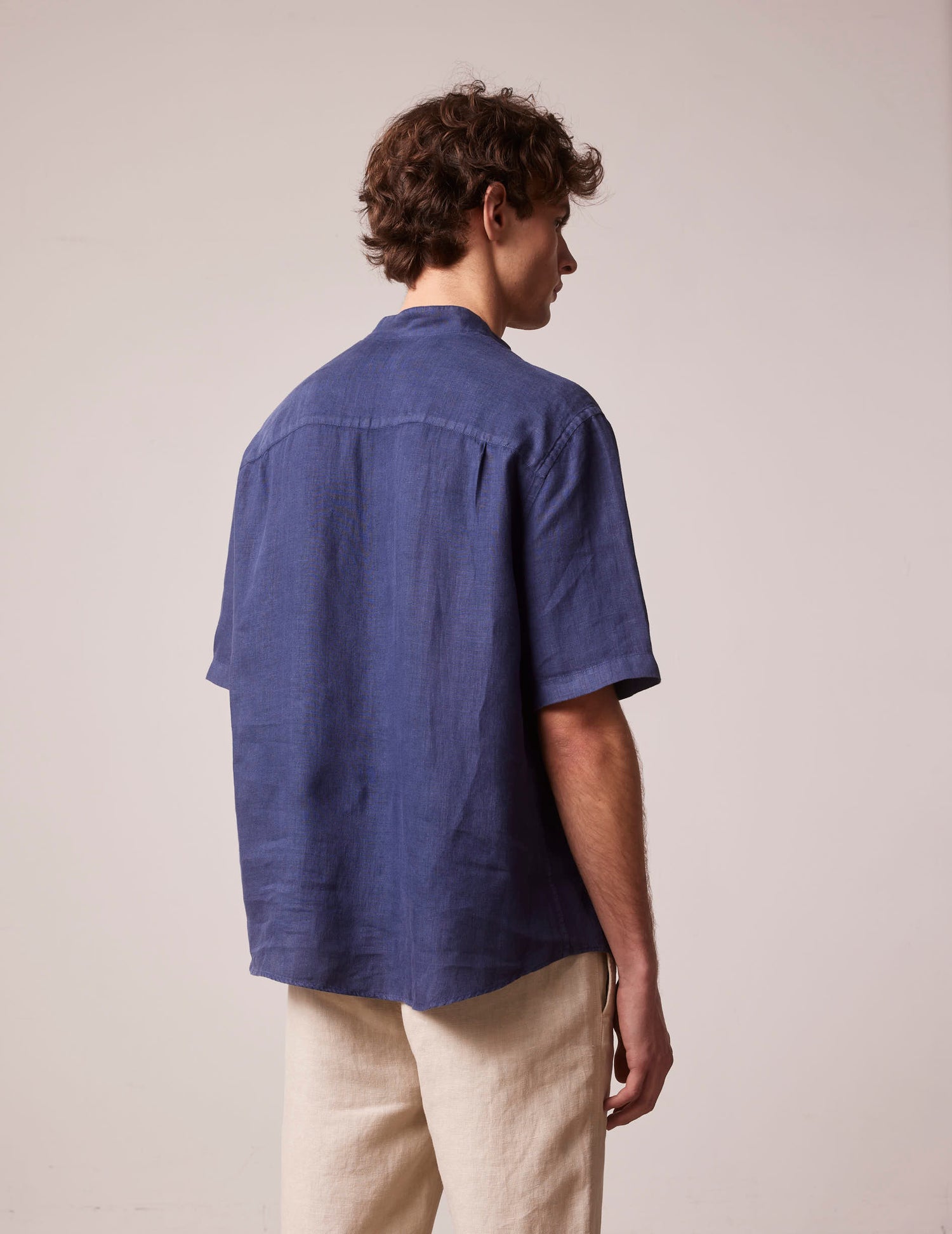 Short sleeve blue linen Léon popover shirt
 - Linen - Tunisian Collar#2