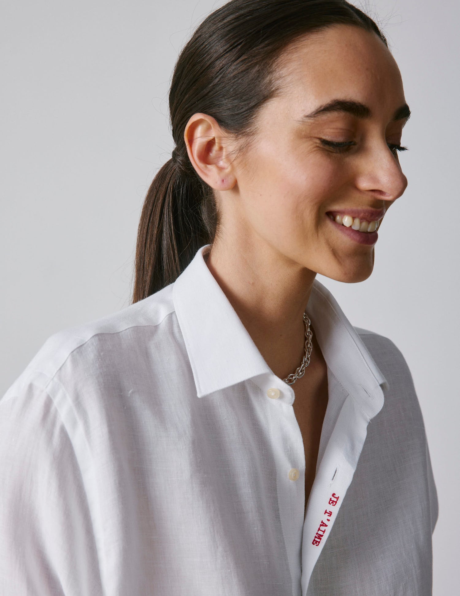Unisex White linen "Je t'aime" shirt - Linen - Figaret Collar#2