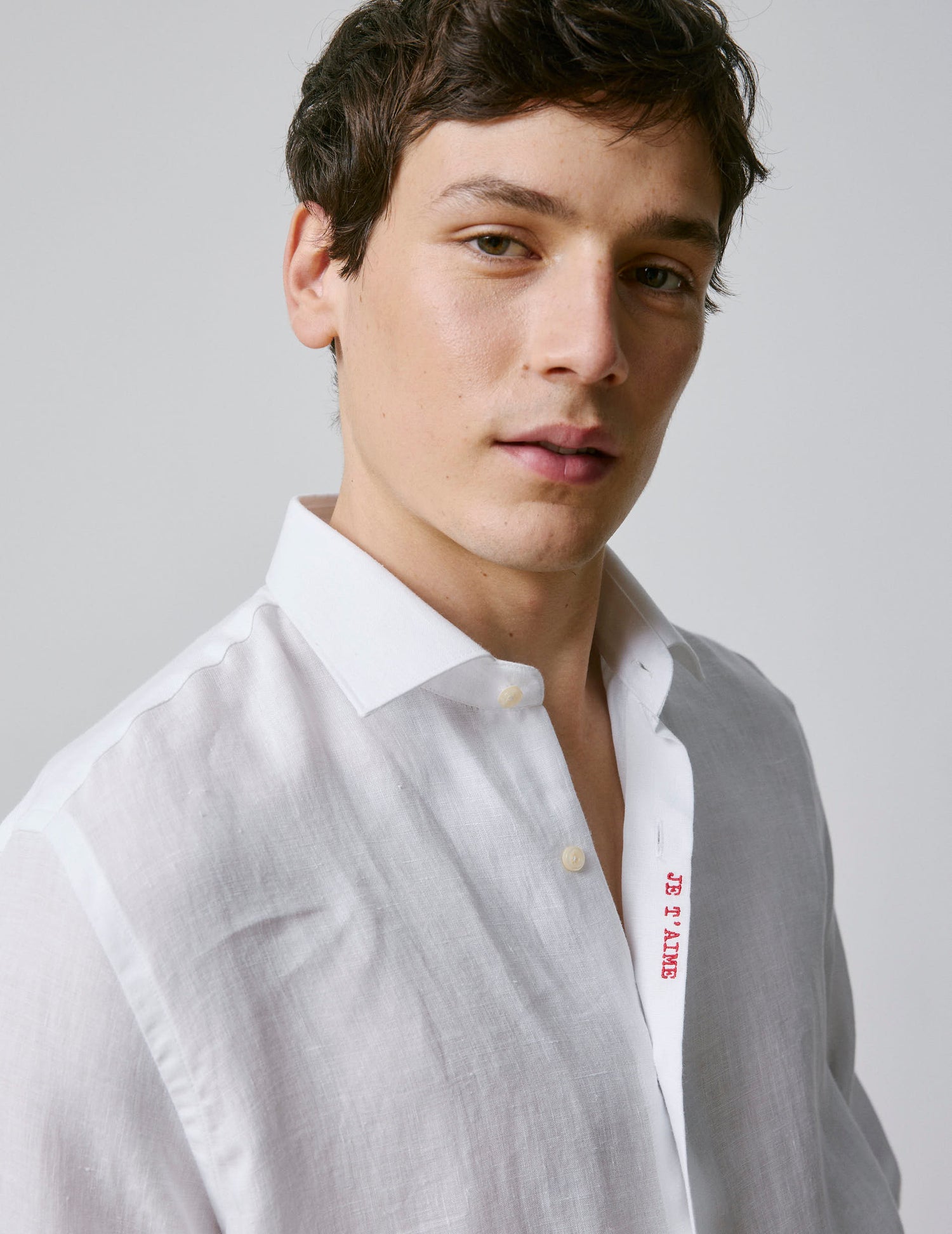 Unisex White linen "Je t'aime" shirt - Linen - Figaret Collar#1
