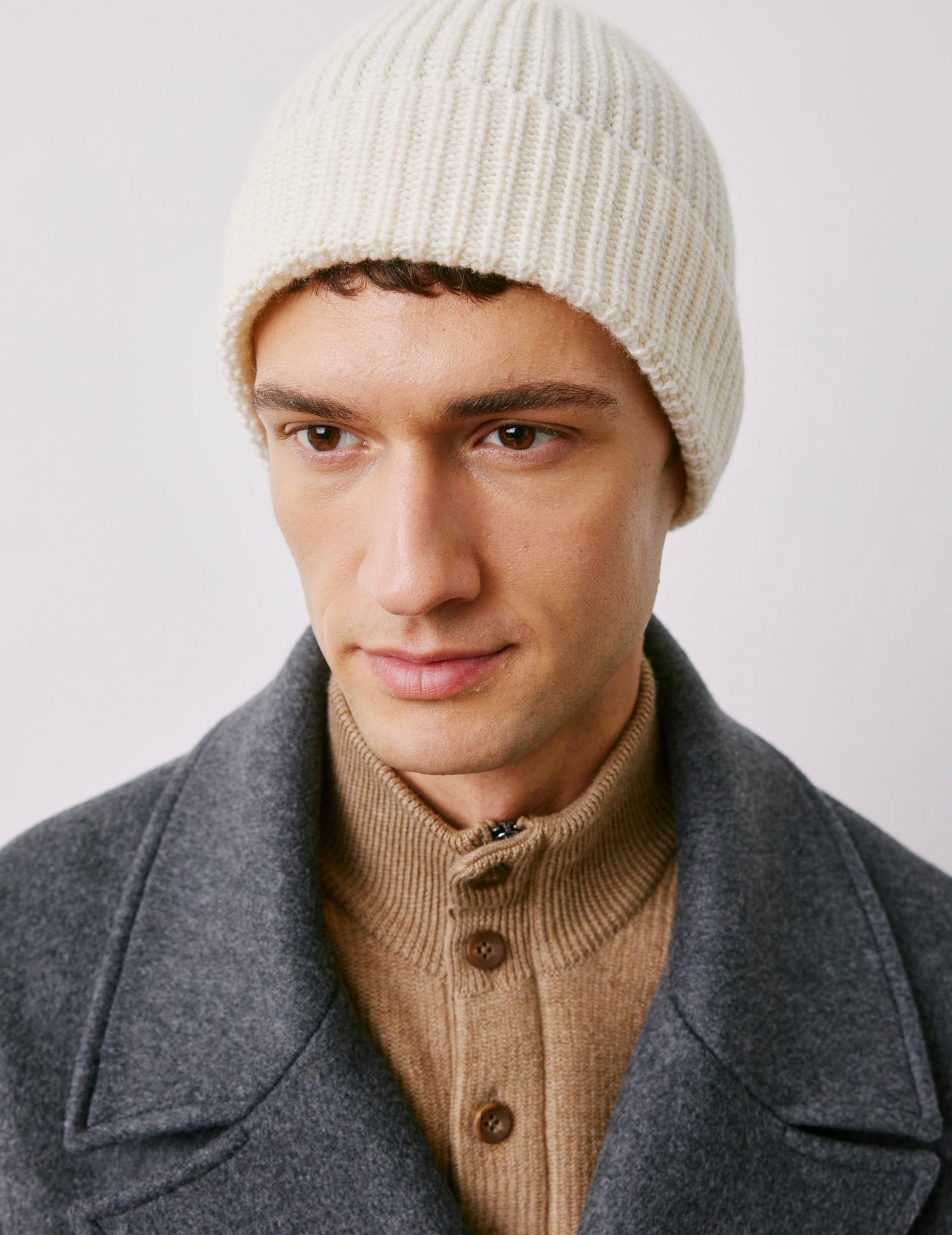 Beige wool and cashmere beanie