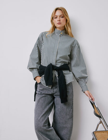 Innaée green striped hidden button placket shirt