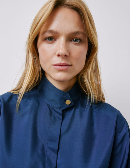 Innaée navy hidden button placket shirt