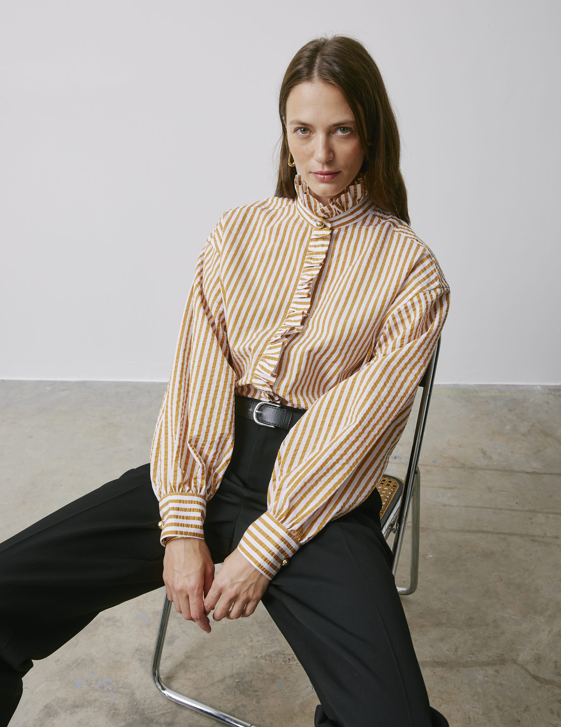 Lisa striped camel shirt - Seersucker - Victorian Collar