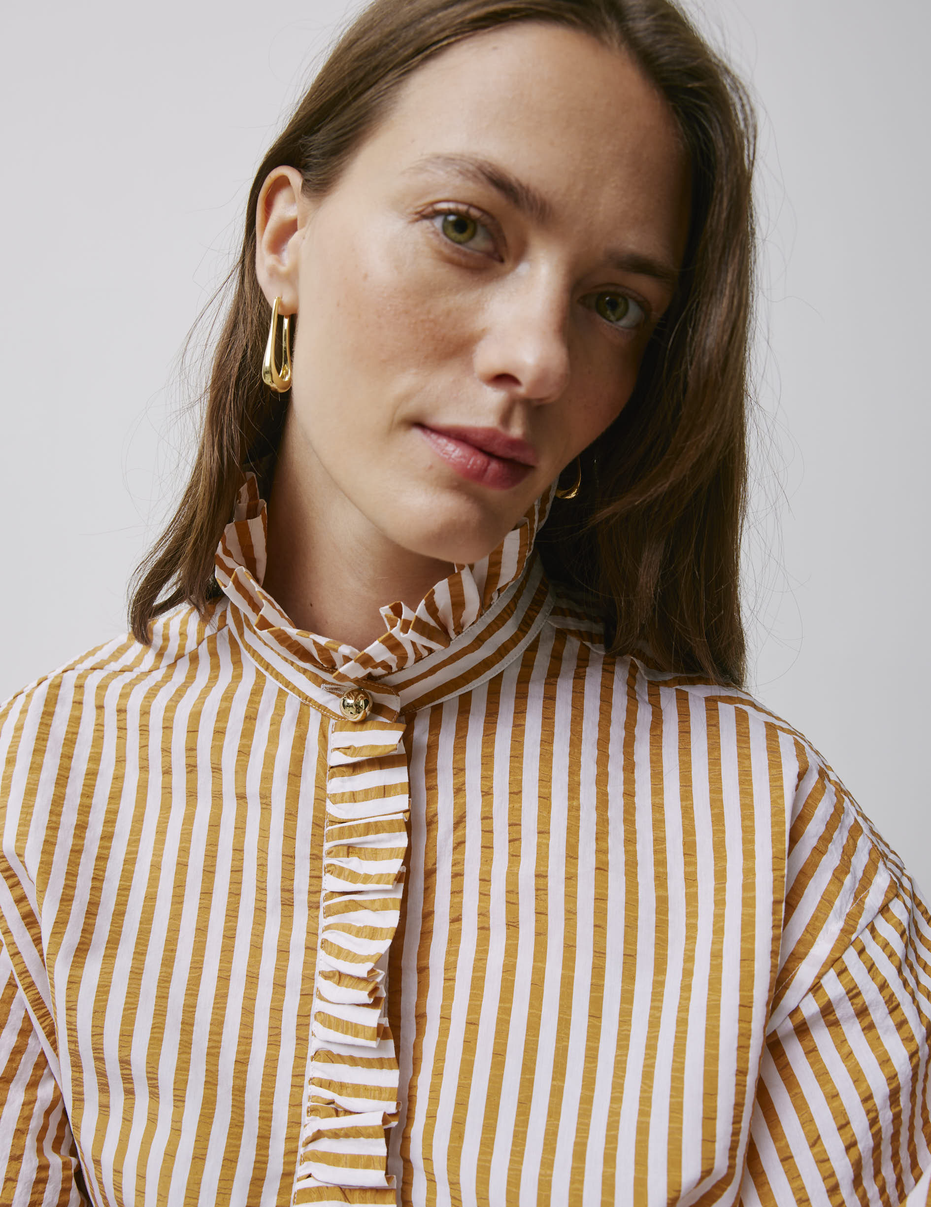 Lisa striped camel shirt - Seersucker - Victorian Collar