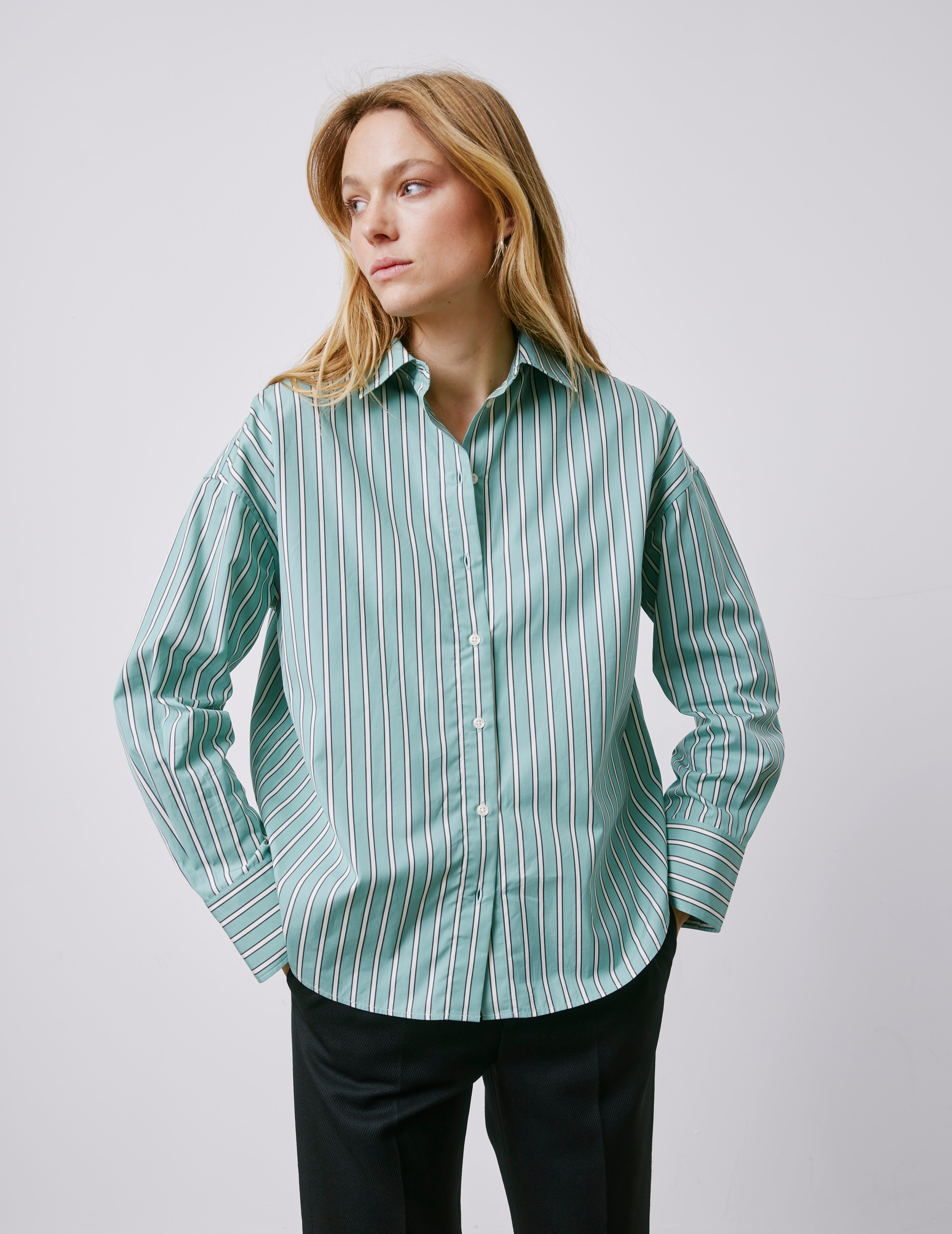 Lizandra sage green striped oversized shirt