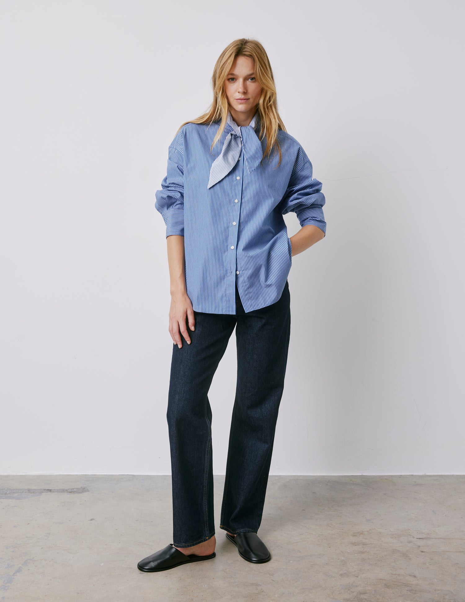 Margaux blue striped shirt - Poplin - Lavaliere Collar#3