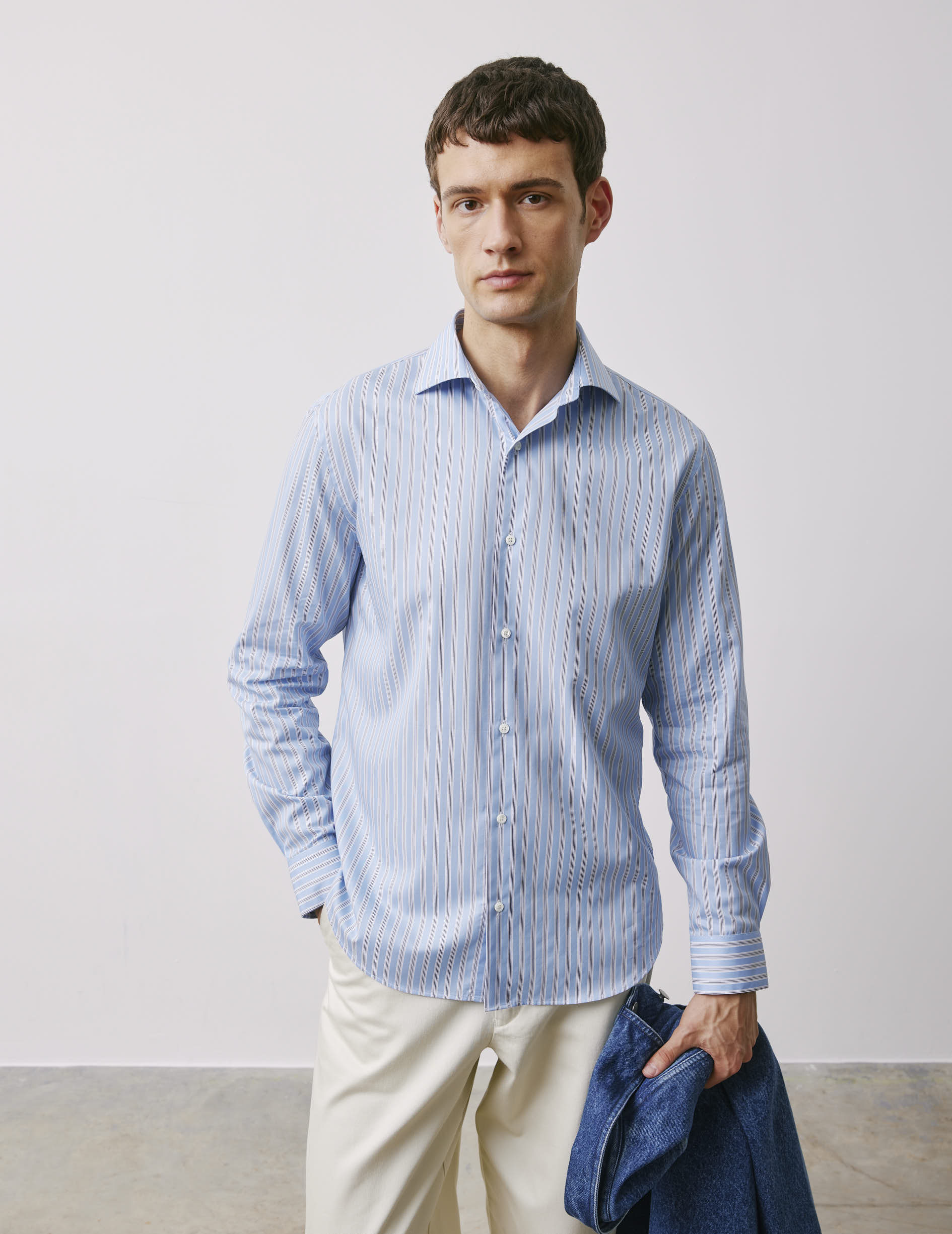 Semi-fitted blue striped shirt - Twill - Italian Collar