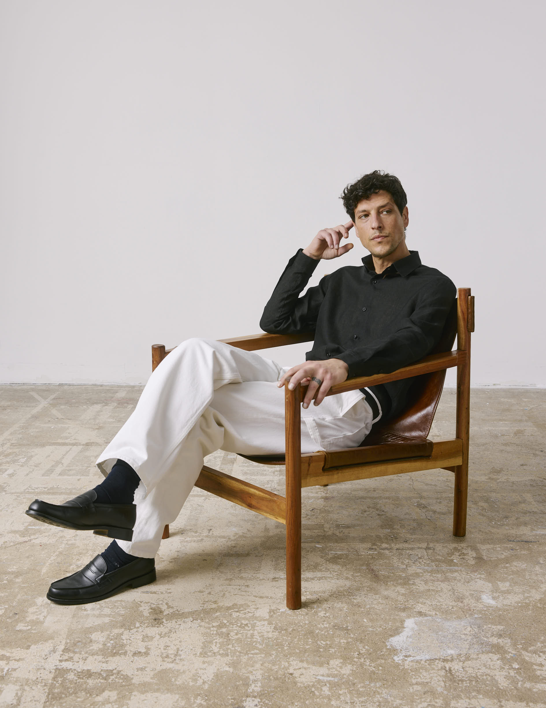 Auguste black linen shirt - Linen - French Collar