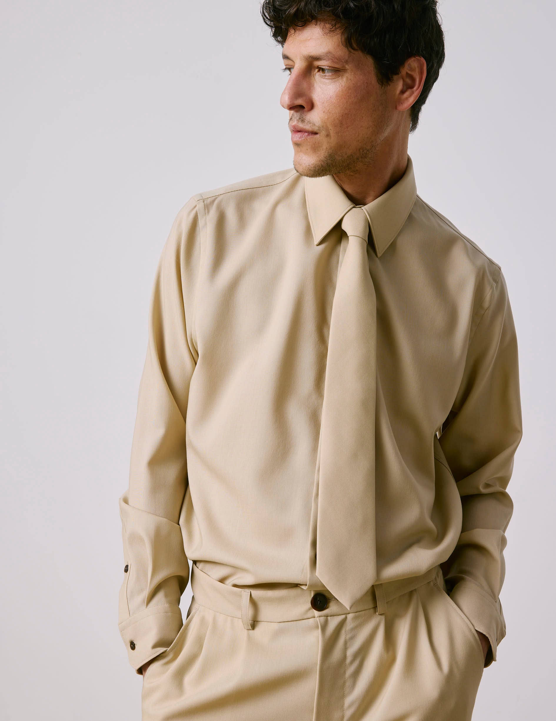 Tie in beige virgin wool 