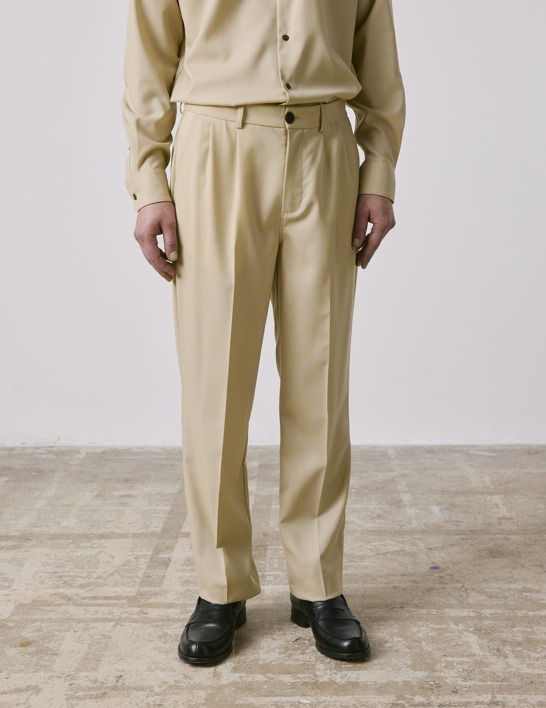 Driss suit pants in beige virgin wool