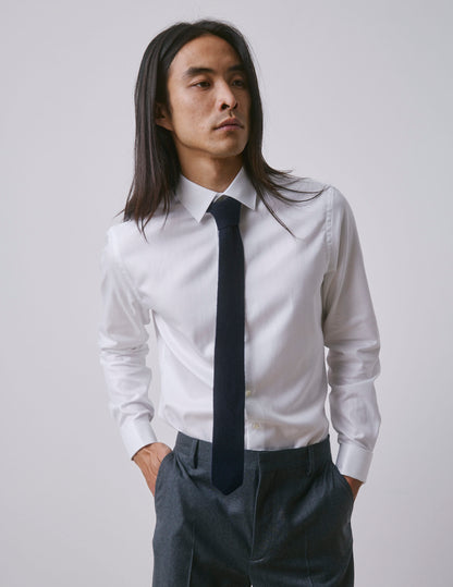 Semi-fitted white shirt