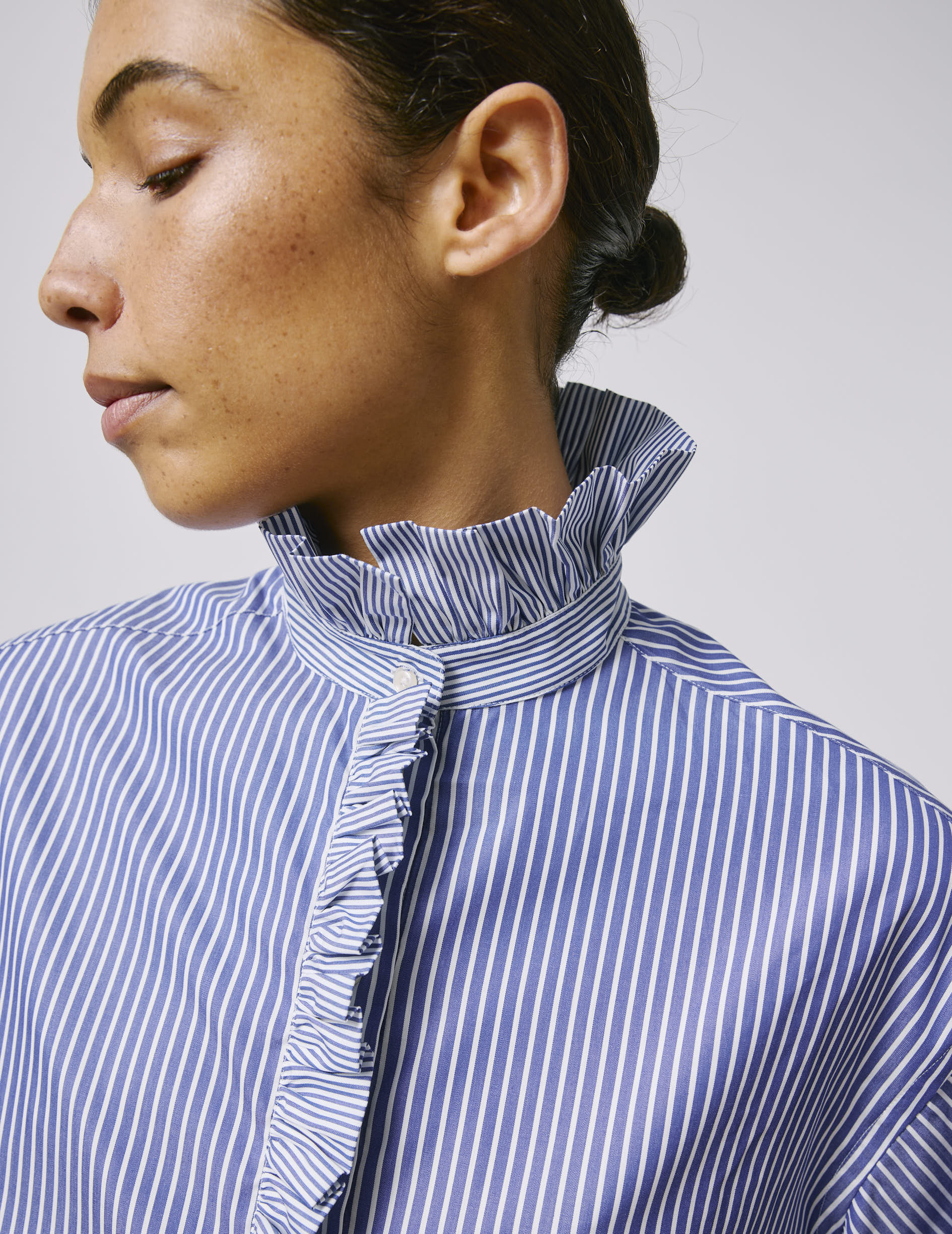 Greta striped blue shirt - Poplin - Victorian Collar