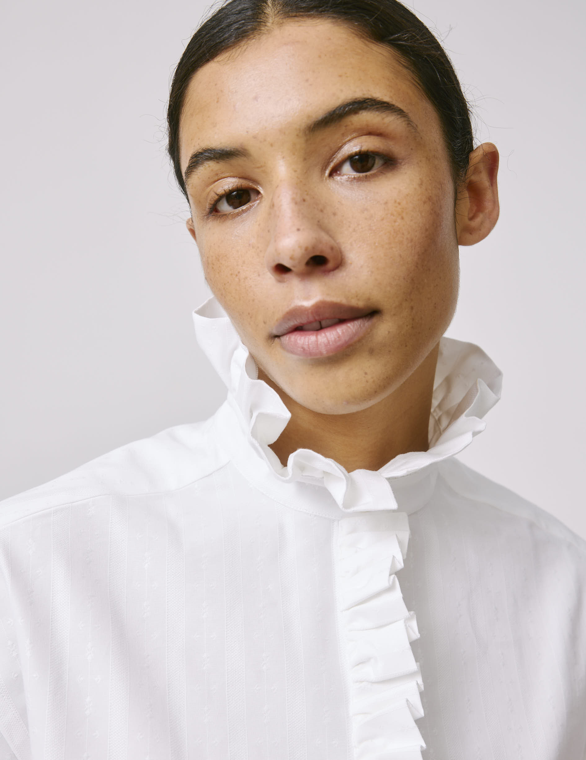 White Greta shirt - Jacquard - Victorian Collar