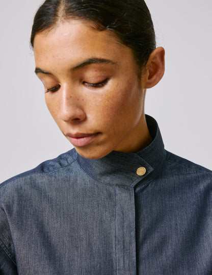 Innaée shirt with hidden button placket in navy denim