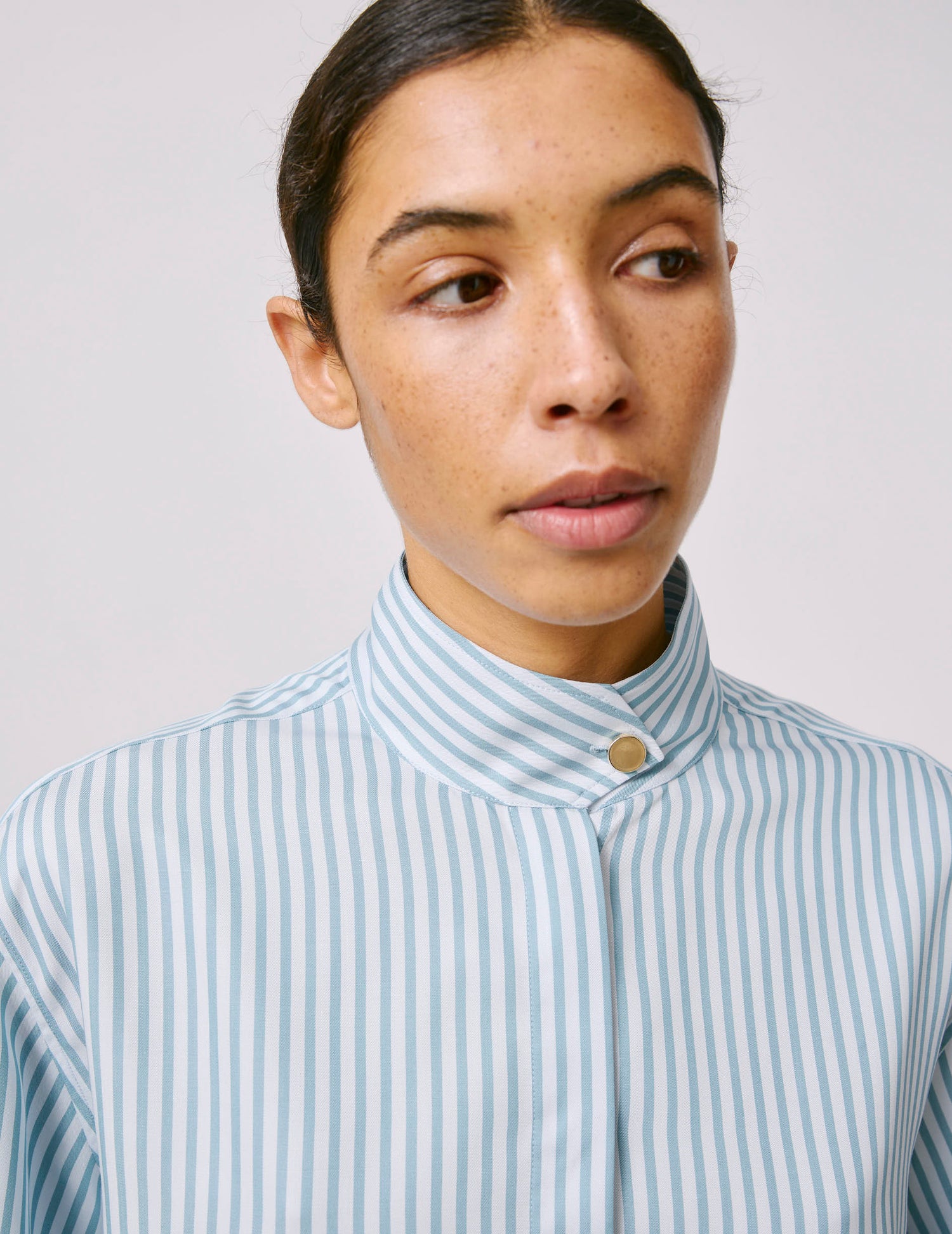 Blue lyocell Innaée shirt with hidden button placket - Twill - Droit montant pointe Collar#4