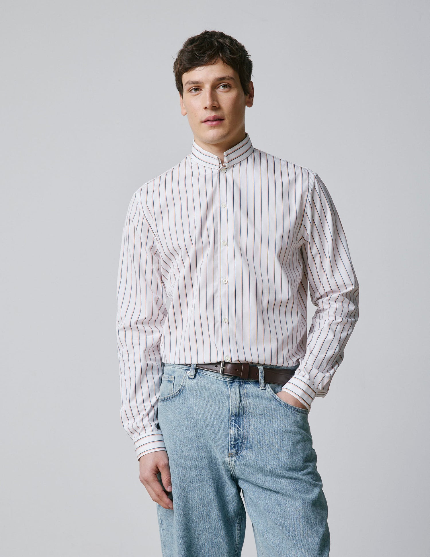 Semi-fitted striped yellow shirt - Poplin - Inverted Collar