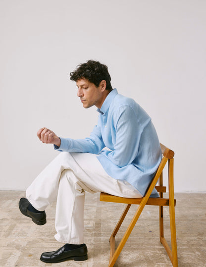 Light blue linen semi-fitted shirt 