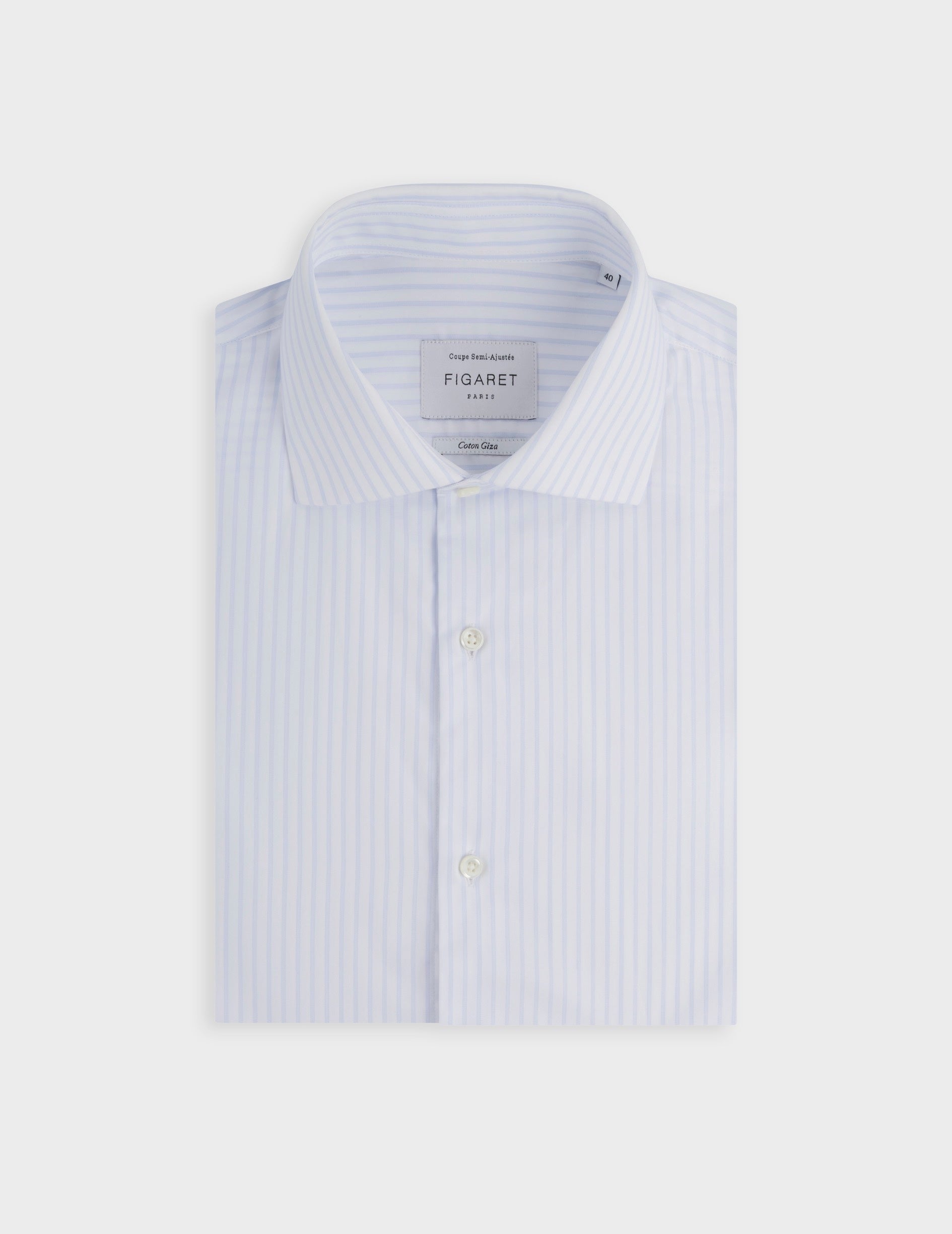 Semi-fitted light blue shirt