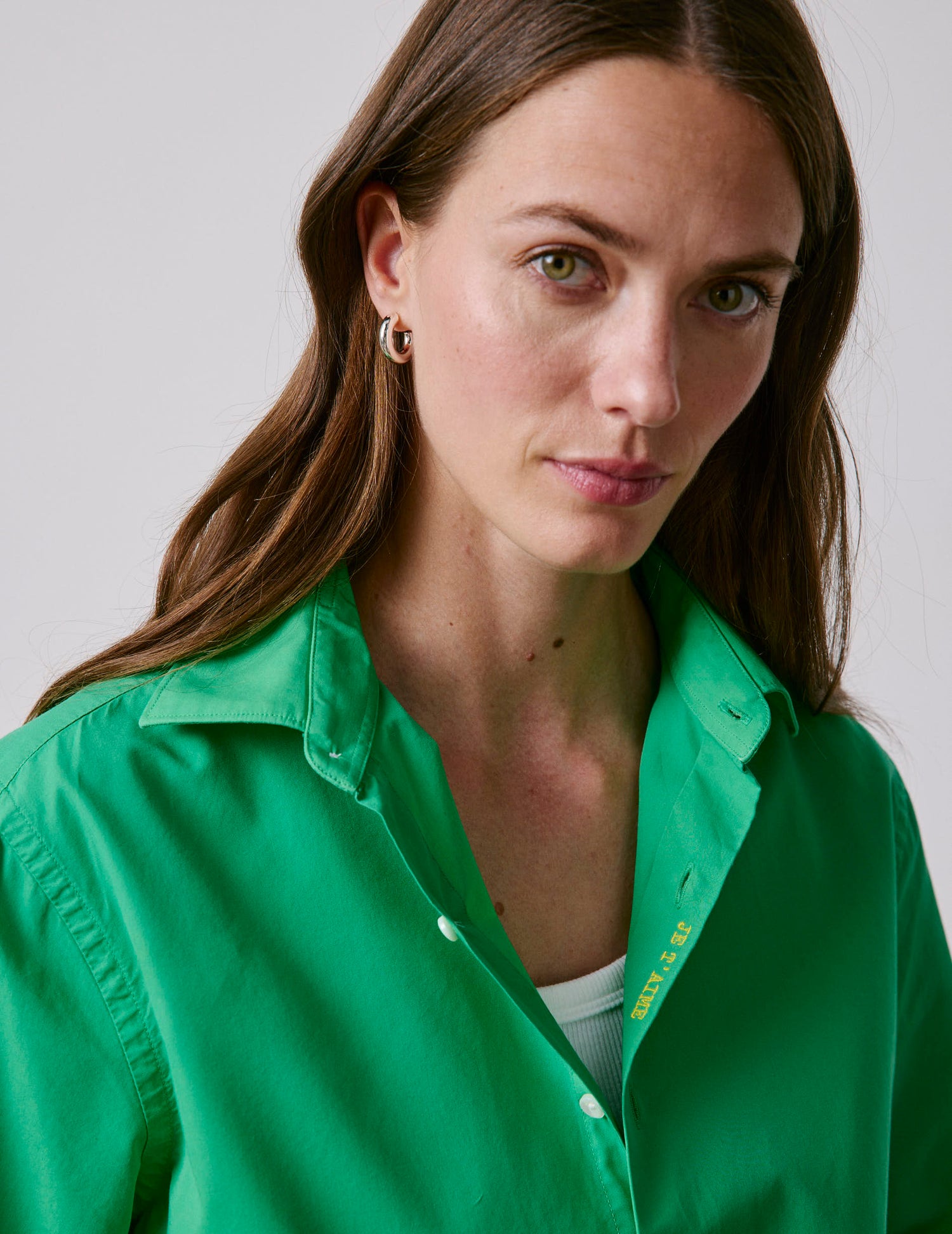 "Je t'aime" unisex green shirt - Poplin - Figaret Collar