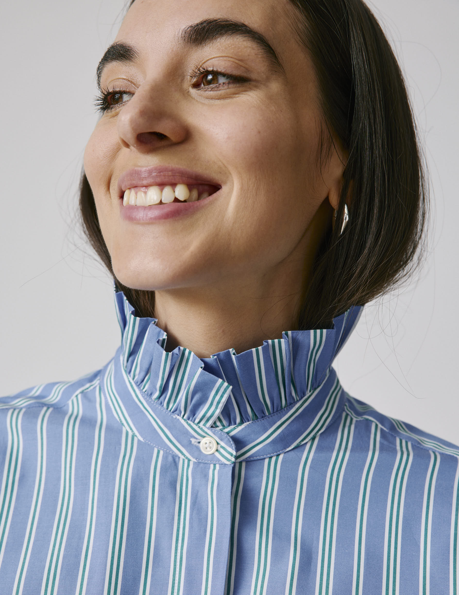 Striped blue Laurine shirt with hidden button placket  - Popeline - Victorien Collar