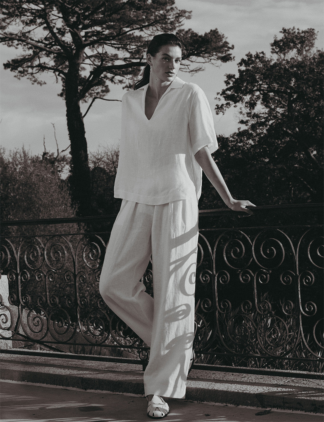 White linen Nadia blouse  - Lin - V Collar#2