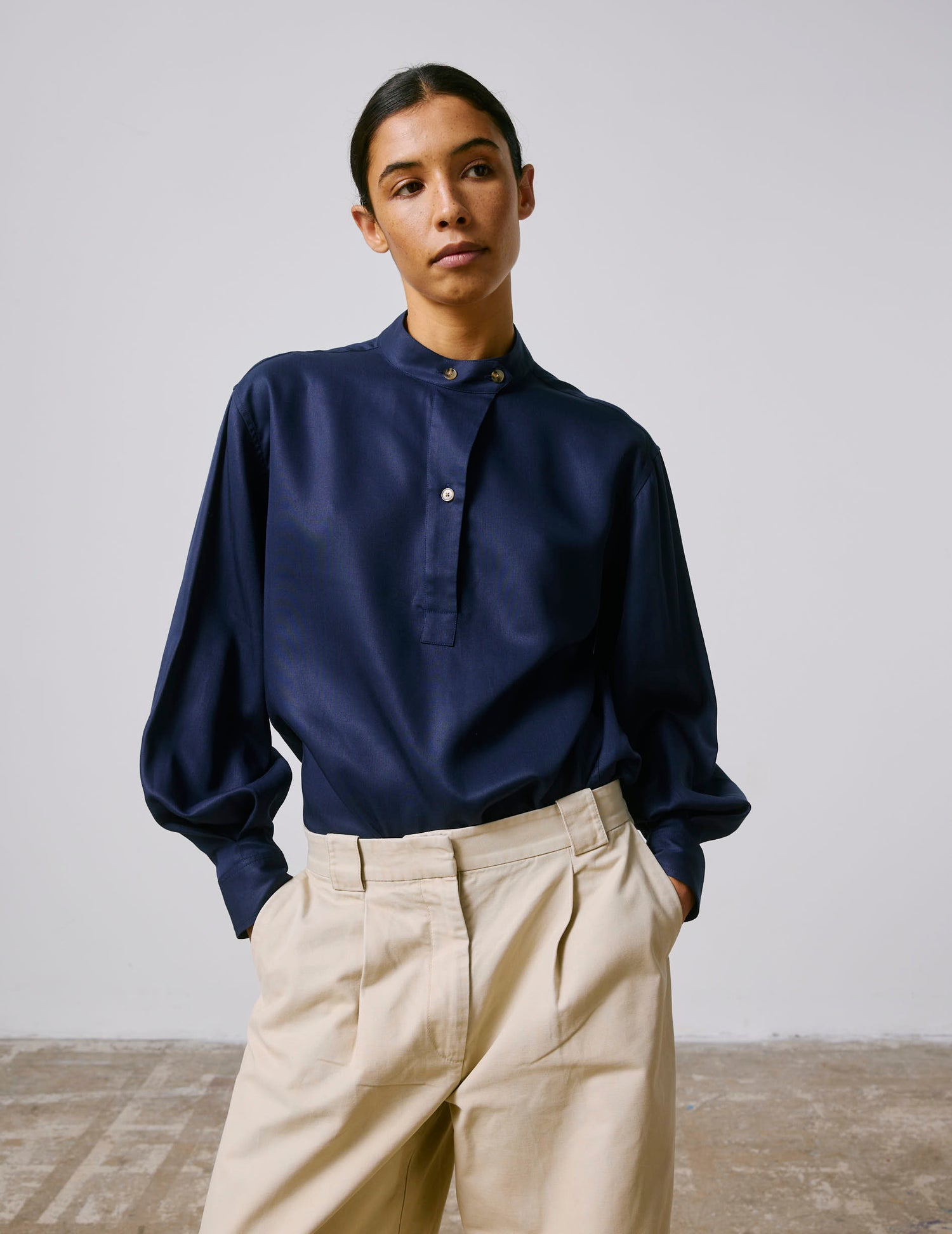 Striped navy Nessa popover shirt - Twill - Officer in deported point Collar