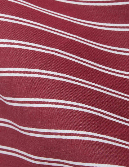 Nina shorts in burgundy crepe