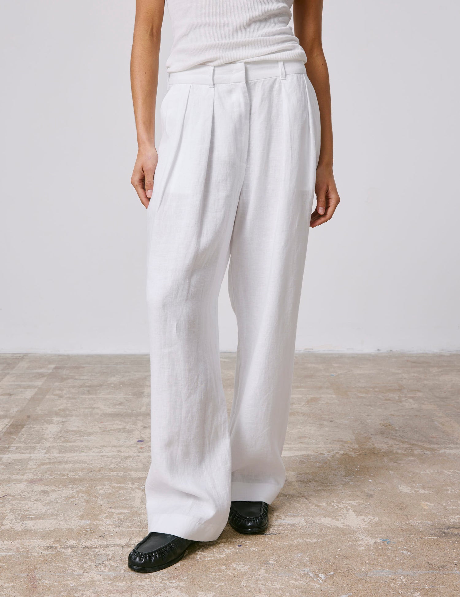 White linen Norma pants