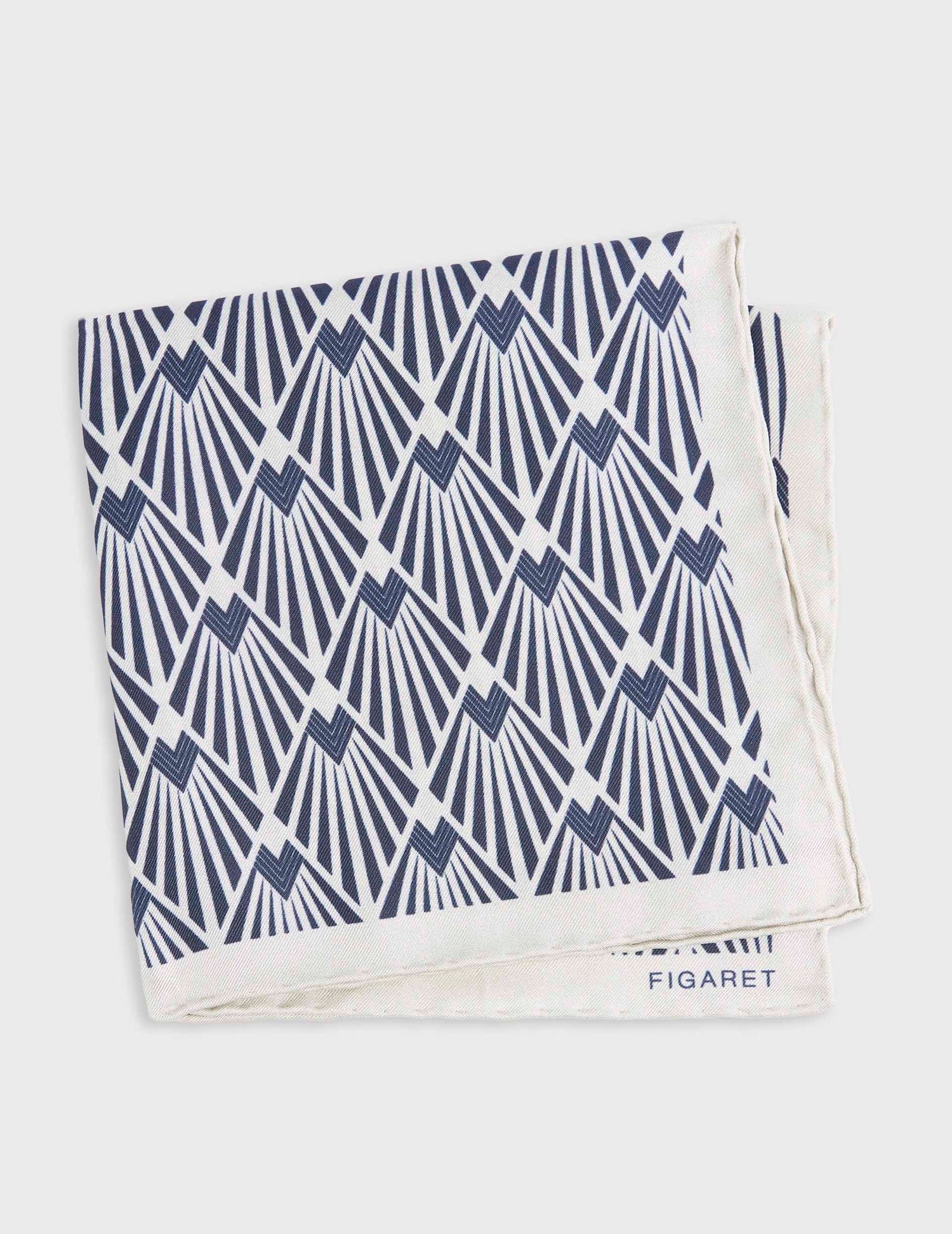 Pouch in printed ecru silk