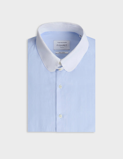 Semi-fitted light blue shirt
