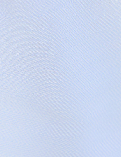 Semi-fitted light blue shirt