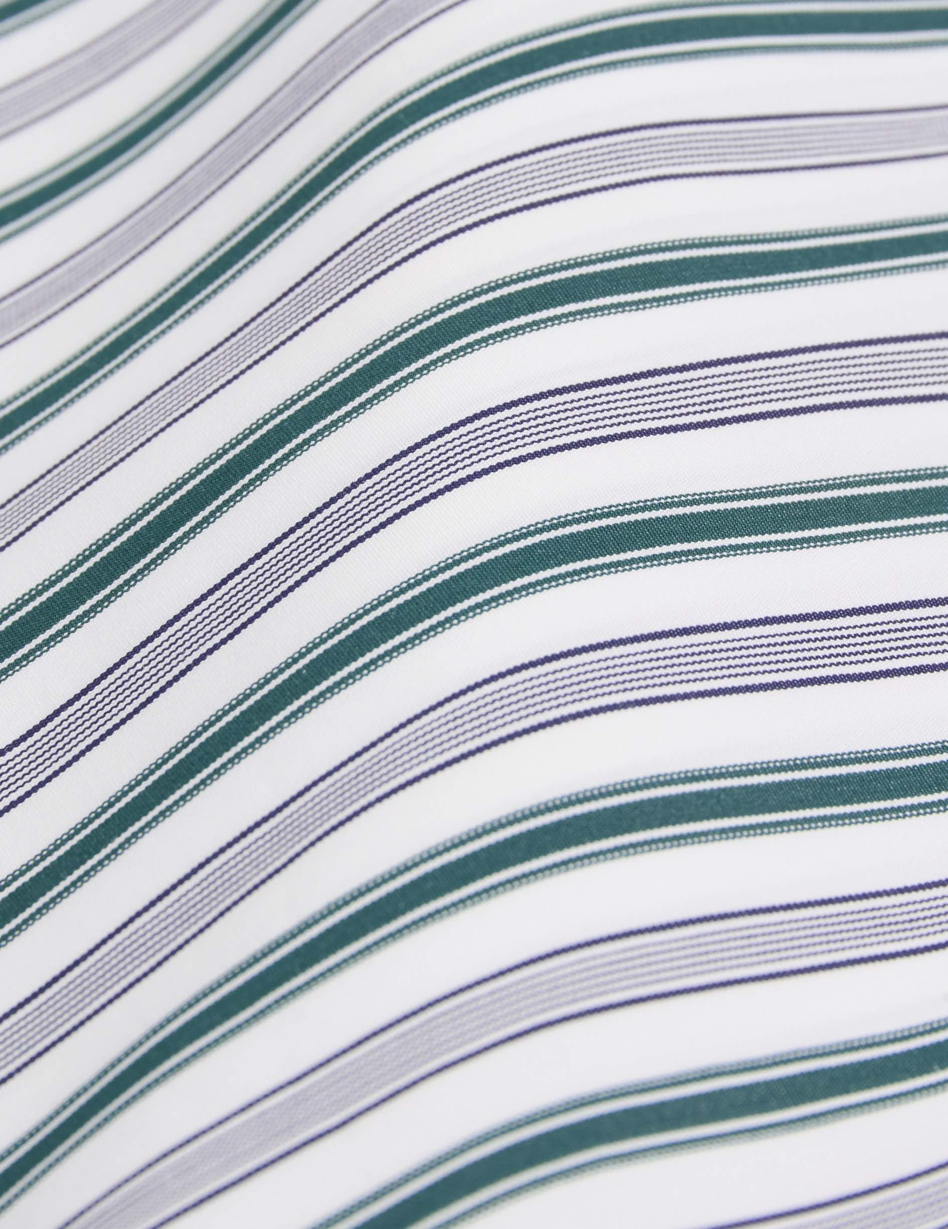 Semi-fitted green striped shirt - Poplin - English Collar