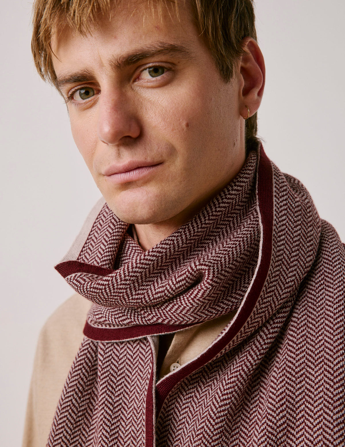 Burgundy wool scarf