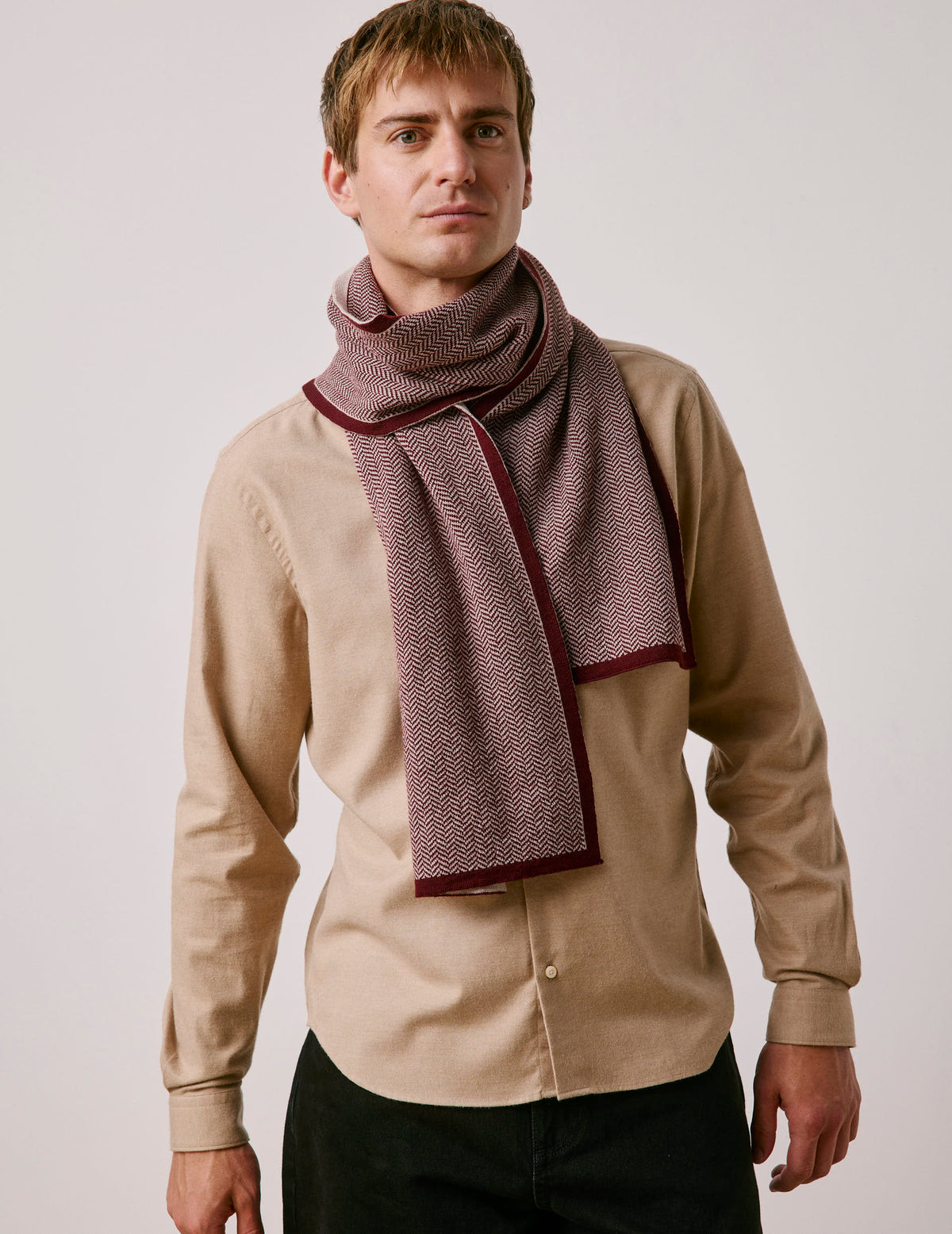 Burgundy wool scarf
