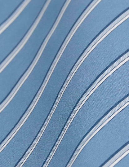 Semi-fitted blue striped shirt