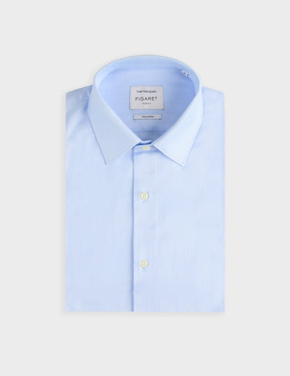 Semi-fitted light blue shirt