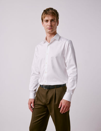 Semi-fitted white Prestige shirt