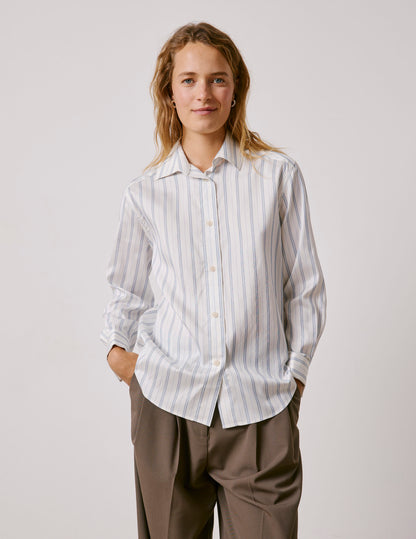 Light blue striped Hannah shirt