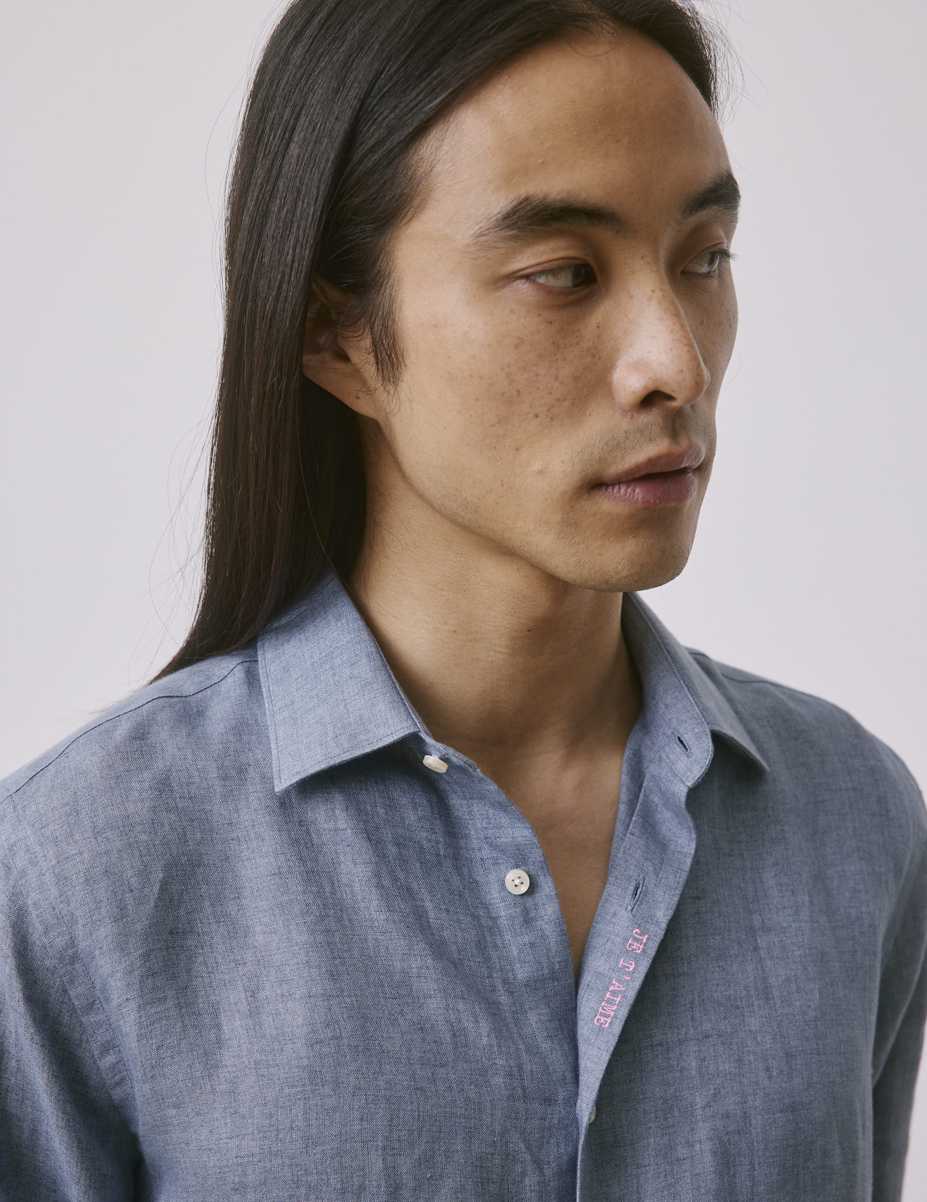 Unisex blue linen “Je t’aime” shirt